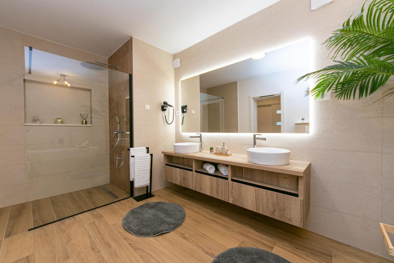 Apartment Vidra เบรลา ภายนอก รูปภาพ